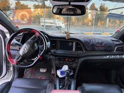 هیوندای ئەلەنترا